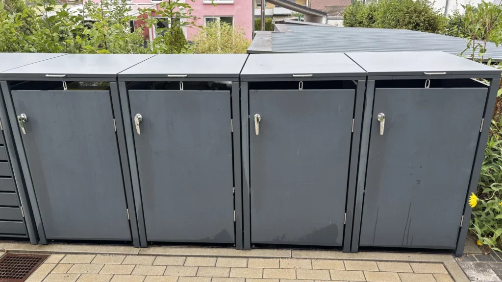 Metzler Mülltonnenbox 4er 240l für vier Mülltonnen mit 120 und 240 Litern